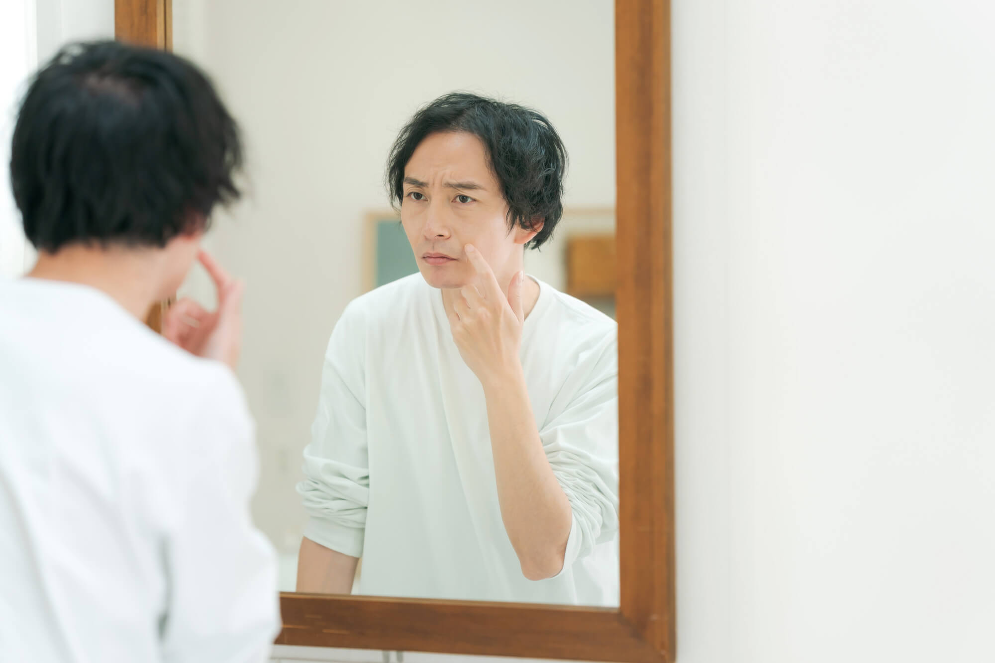 【ほうれい線が気になり始めたあなたへ】今すぐ始めるほうれい線予防メソッドとメイク方法を解説