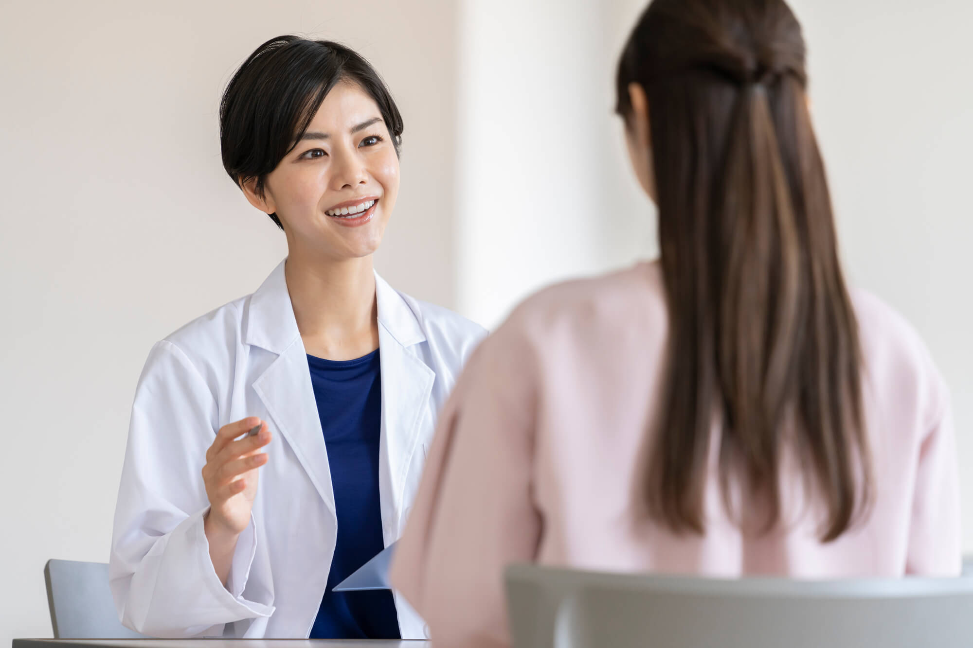 クリニックでほうれい線ニキビを対策する方法イメージ