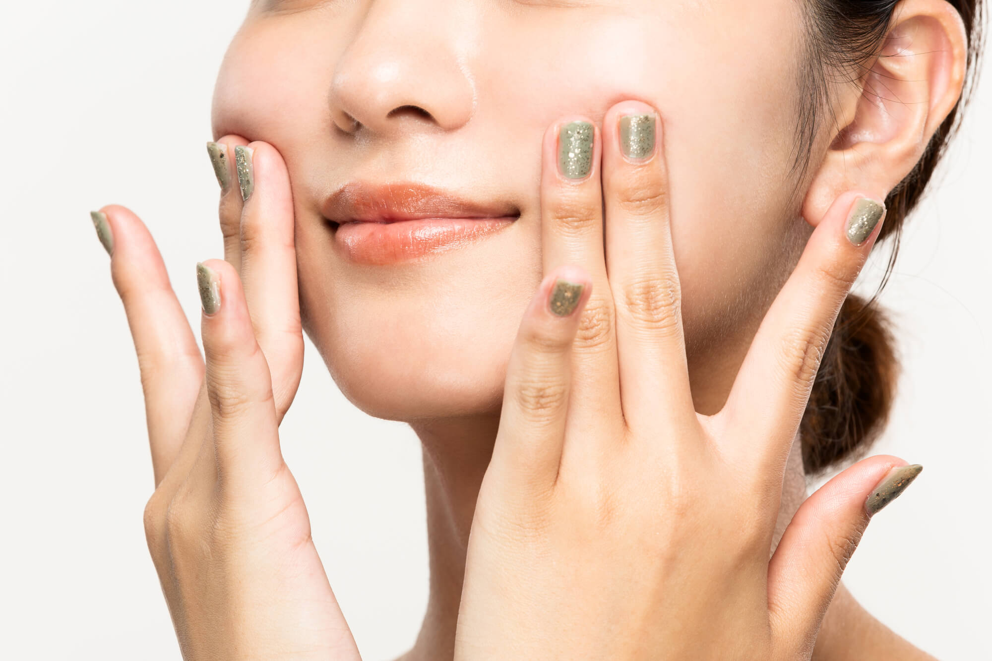 自宅で今すぐ取り入れられるほうれい線対策イメージ