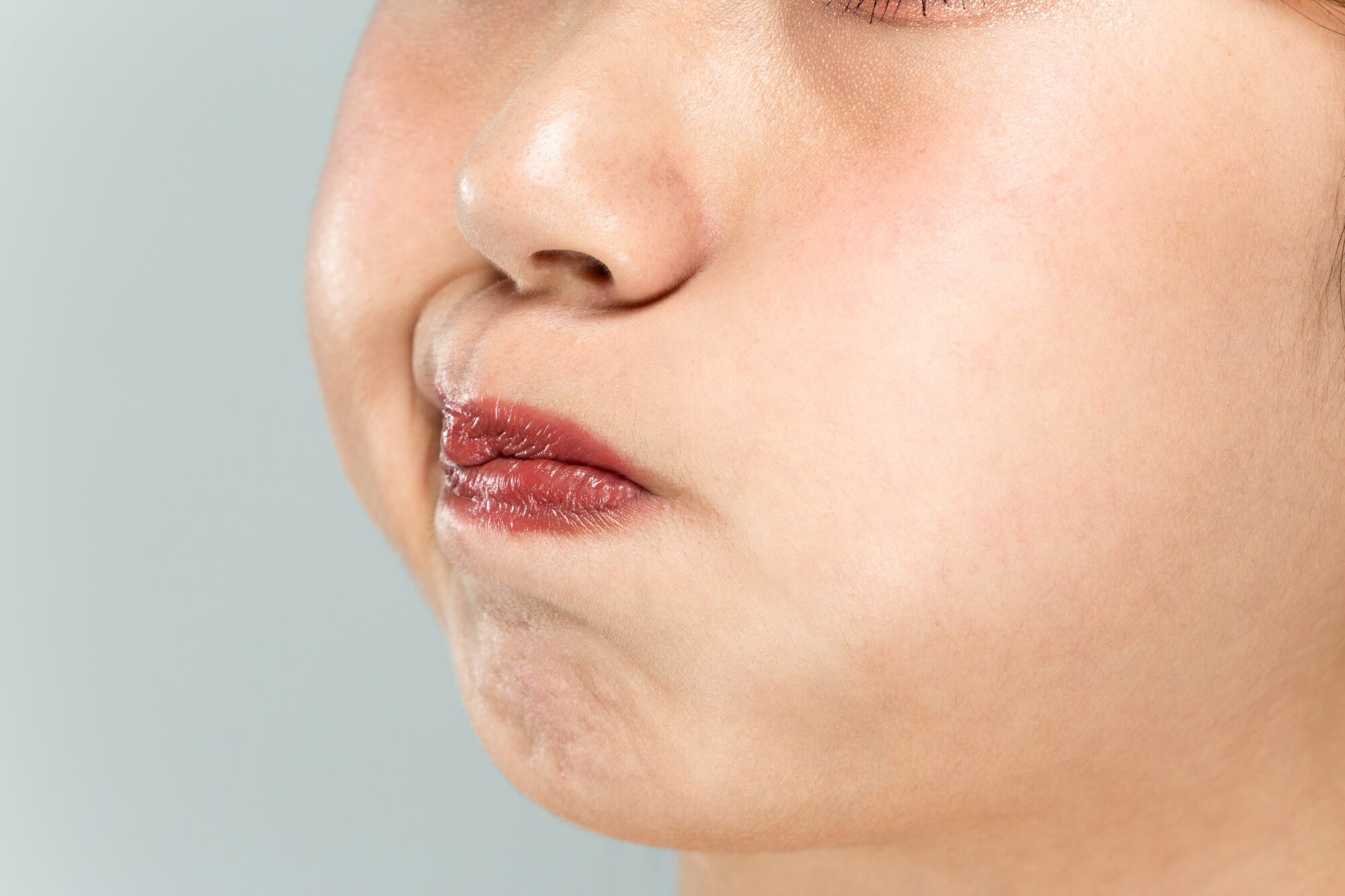 口もとの筋肉を鍛えてリフトアップのイメージ