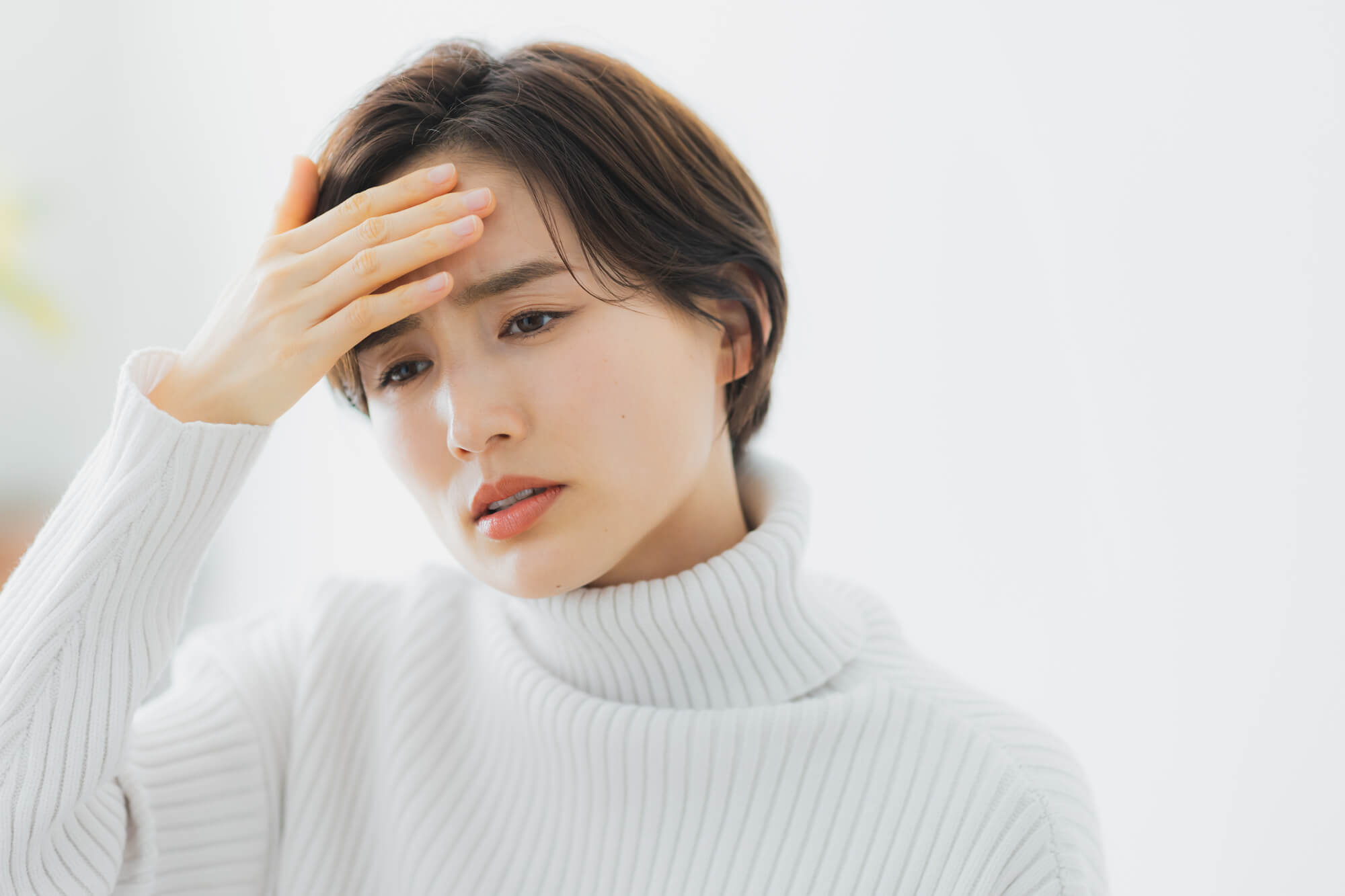 【ほうれい線が気になり始めたあなたへ】今すぐ始めるほうれい線予防メソッドとメイク方法を解説